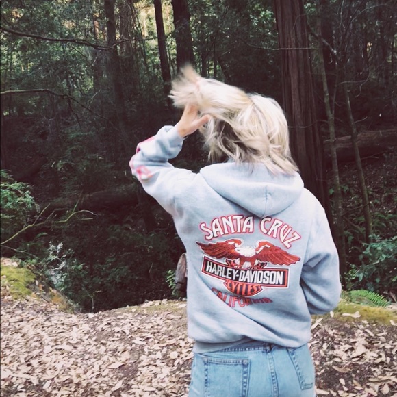 Nᴇᴀʀʟʏ ᴠɪɴᴛᴀɢᴇ: ʜᴀʀʟᴇy ғʟᴇᴇᴄᴇ - Picture 3 of 8